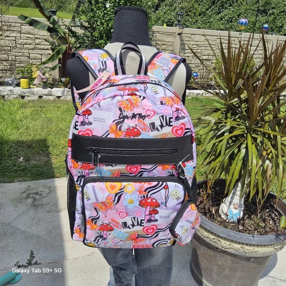 BETSEY JOHNSON OVERSIZE LUV BETSEY BACKPACK w/POUCH